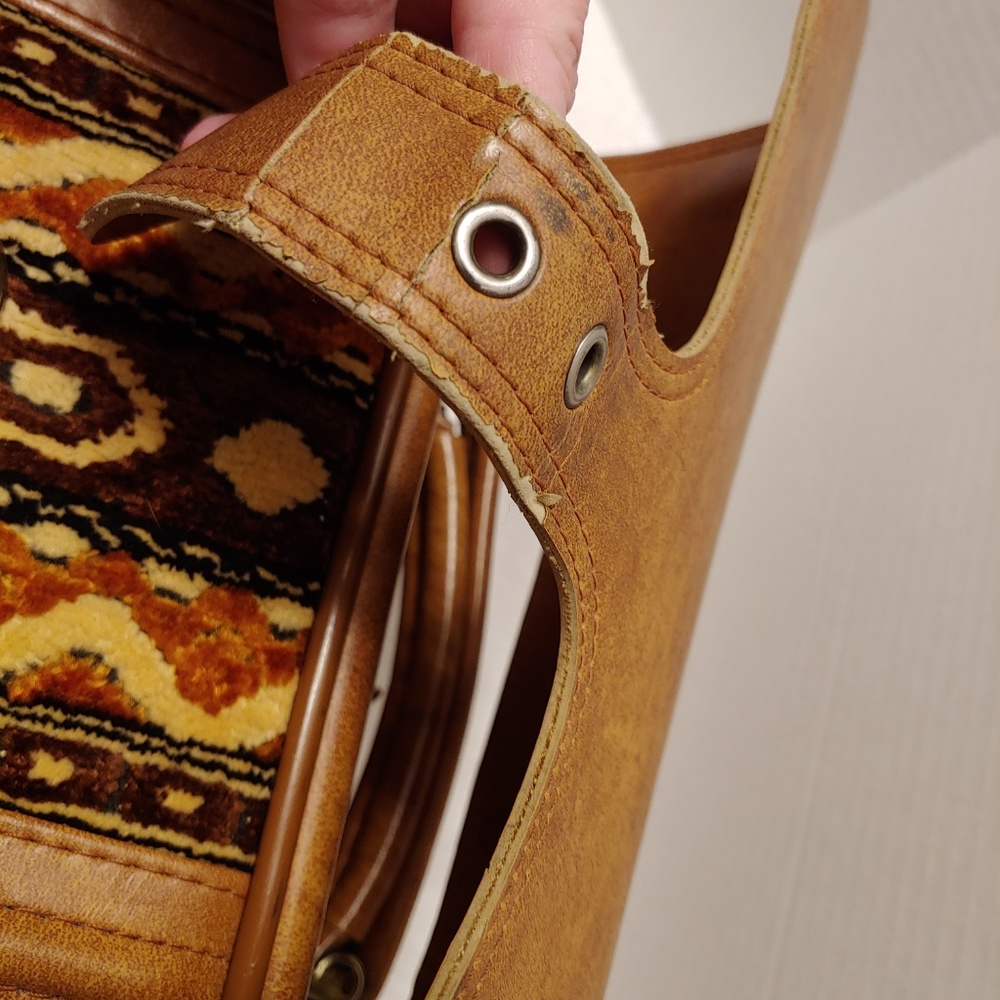 True Vintage Leather Embroidered Suitcase Carry Luggage Bag Case Buckle - Picture 5 of 8